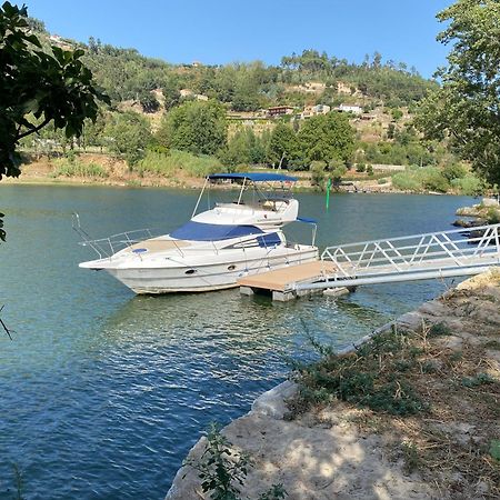Aquadouro Yacht Radames - Sleep Boat Experience Hotell Castelo de Paiva Eksteriør bilde