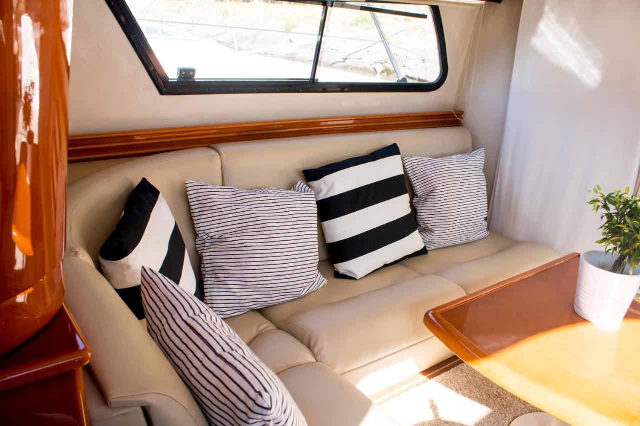 Aquadouro Yacht Radames - Sleep Boat Experience Hotell Castelo de Paiva Eksteriør bilde