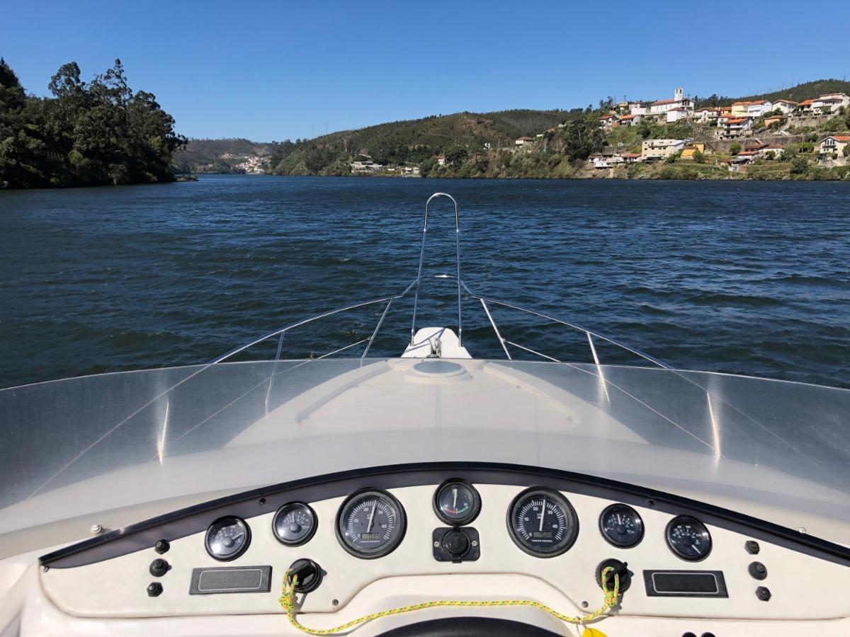 Aquadouro Yacht Radames - Sleep Boat Experience Hotell Castelo de Paiva Eksteriør bilde