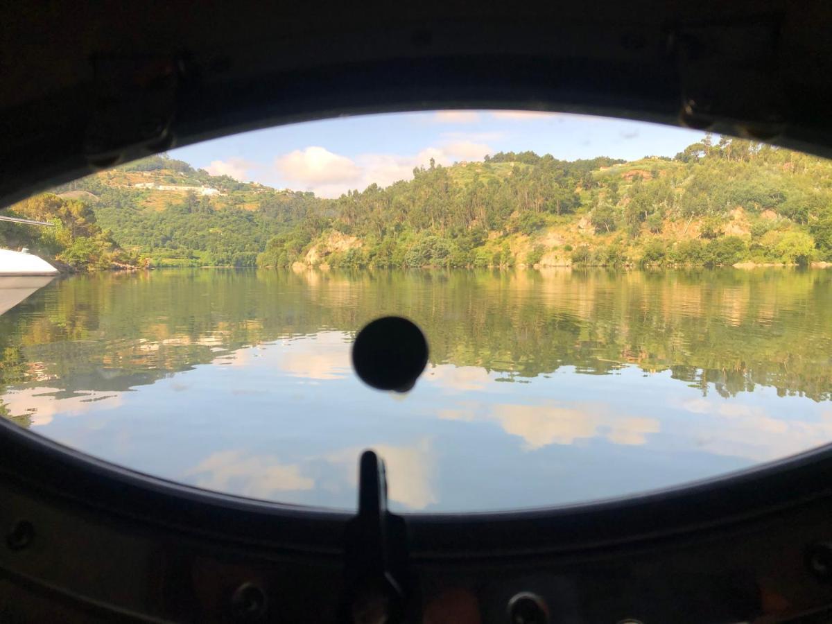 Aquadouro Yacht Radames - Sleep Boat Experience Hotell Castelo de Paiva Eksteriør bilde